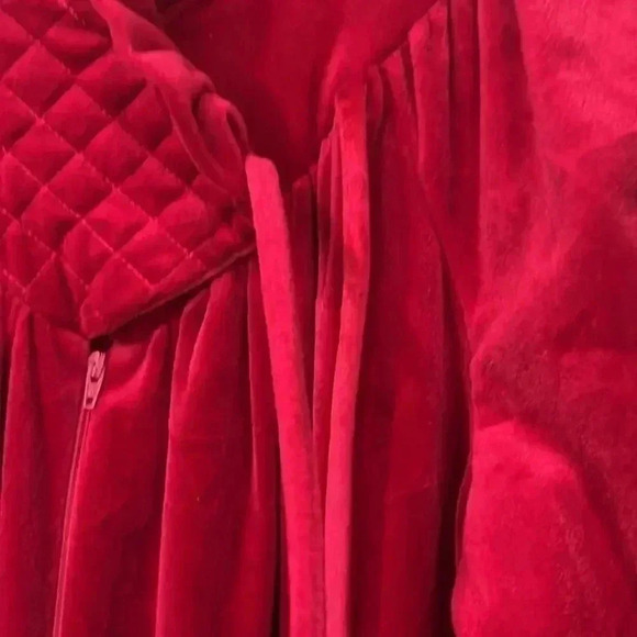 [L/XL]Vintage Fair Set Ladies Red  Velvet Sleep/ Bath Robe- EUC - Picture 3 of 9
